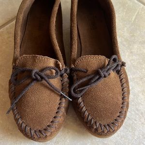 Minnetonka Suede Moccasins Brown Sz 8
